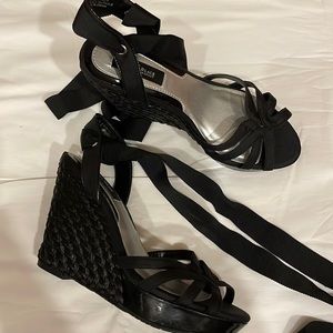 NWOT White House Black Market wedge ankle tie shoes